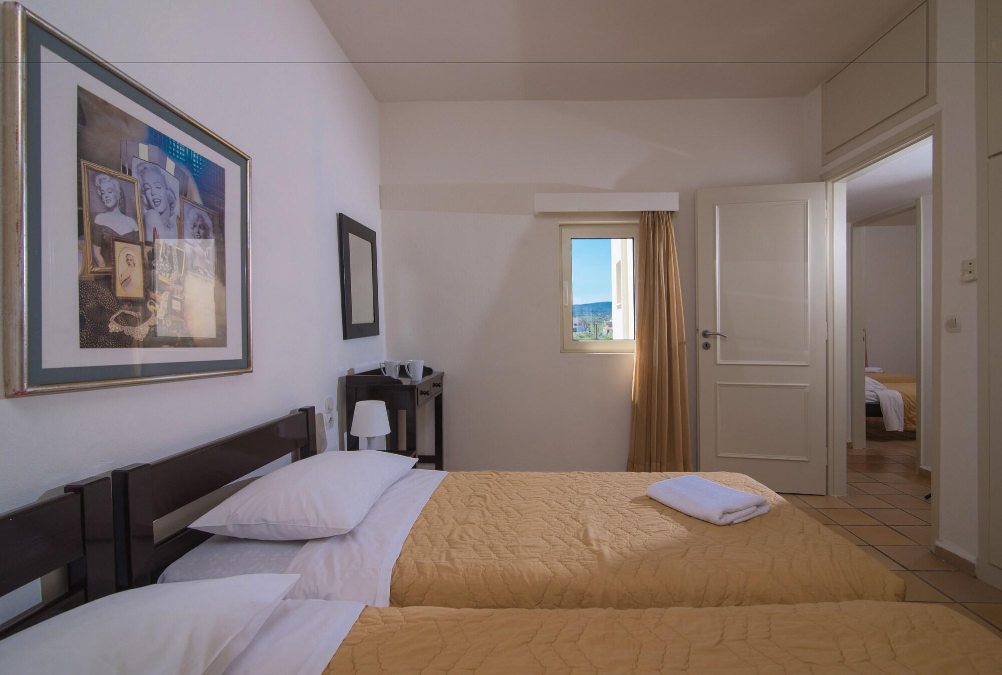 Ourania Apartments Hotel Херсониссос Экстерьер фото