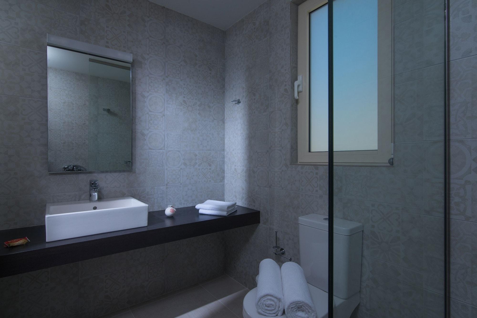 Ourania Apartments Hotel Херсониссос Экстерьер фото